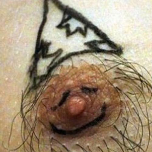 Tatuagens em mamilos masculinos!