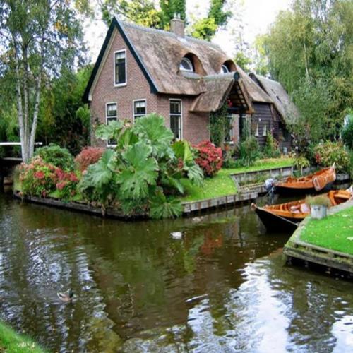 Um vilarejo lindo e mágico na Holanda