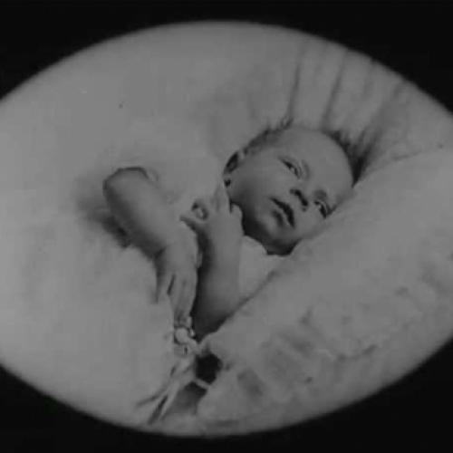 Vídeo raro de 1926 mostra a Rainha Elizabeth ainda bebê
