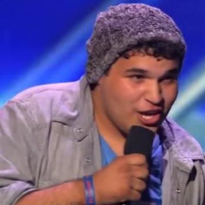 Rapaz com Síndrome de Tourette emociona público no The X Factor