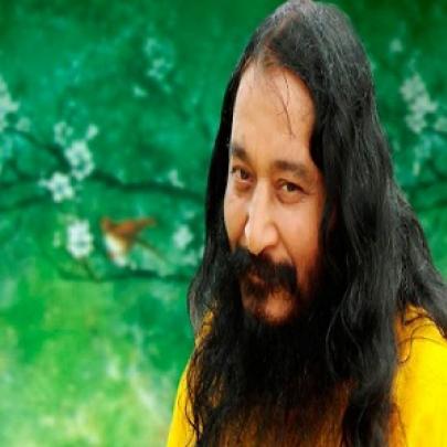 Justiça indiana e discípulos decidem se guru rico está vivo ou morto