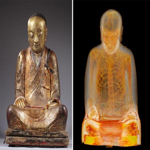 Escâner revela uma múmia de 1000 anos dentro de uma antiga estátua