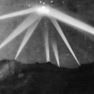 Guerra de los angeles em 1942 - bombardeando um ovni - com foto, vídeo