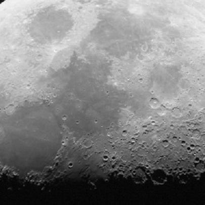5 teorias bizarras sobre como a Lua se formou
