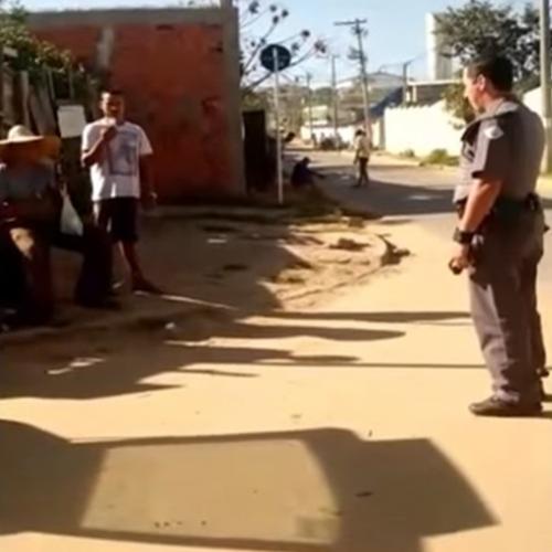 Chamou o policial para porrada…e ele foi