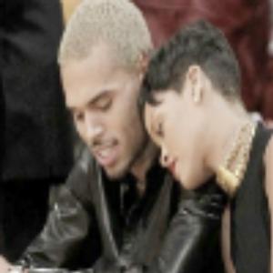  Chris Brown,se lascou novamente e Rihanna acompanha rapper no ocorrid