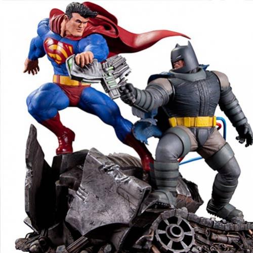 Confira a luta épica entre Superman Vs. Batman
