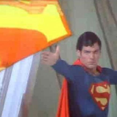 6 poderes absurdos que o Superman já teve
