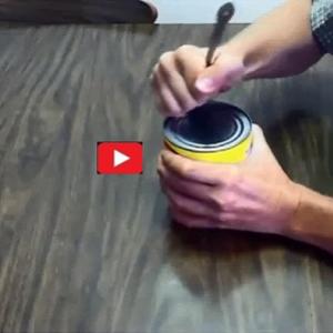 Como abrir uma lata com uma simples colher