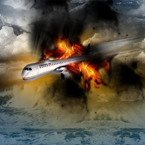 Avião brasileiro explode no ar