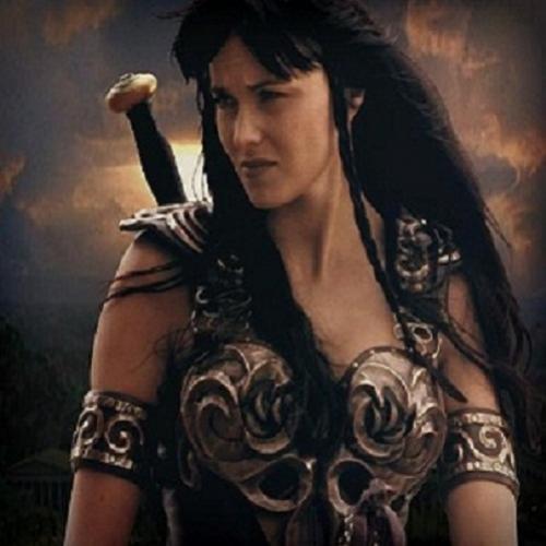 Veja como continua linda a atriz que fez Xena a princesa guerreira