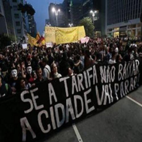 Manifestações Tomam o Brasil e o Mundo