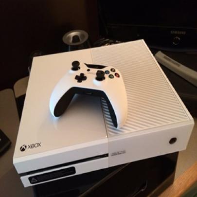Xbox one branco