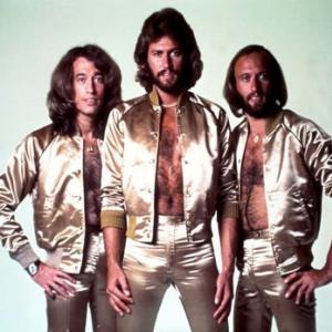 Conheça as melhores músicas dos Bee Gees