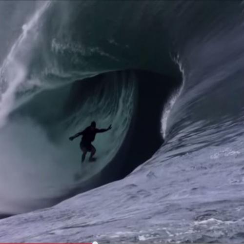 Código Vermelho – Teahupoo – Tahiti.