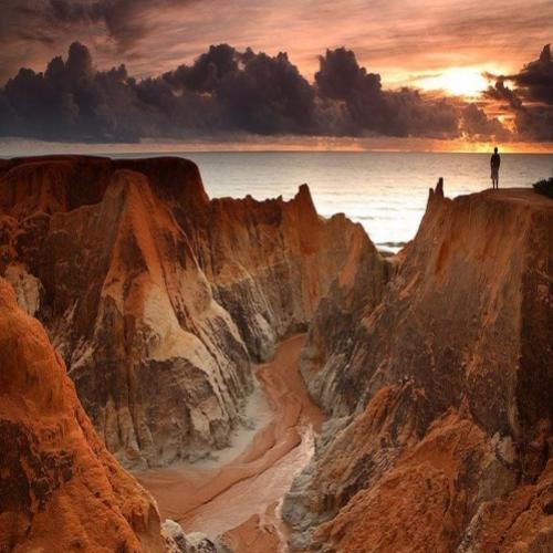 Garganta do Diabo: Um Labirinto de Falésias Multicores - Morro Branco