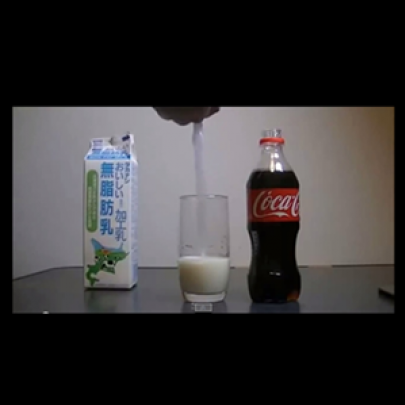 O que acontecesse se misturar leite com Coca-Cola