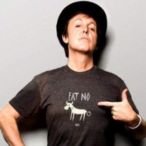 Paul McCartney estrela campanha vegetariana contra o peru de Natal 